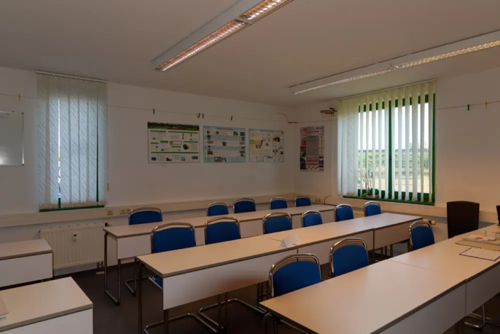 Kleiner Seminarraum des VIS in Tasdorf Süd 12 in Rüdersdorf